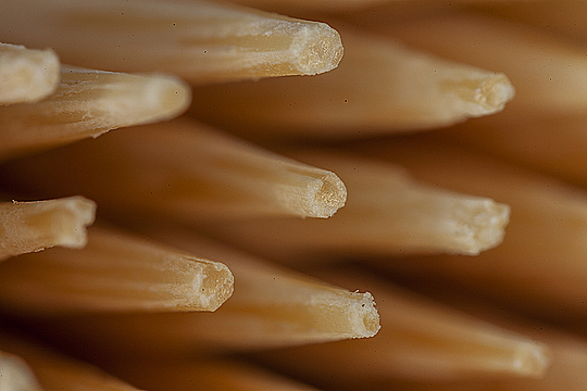 Концы берёзовых зубочисток